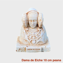 Cargar imagen en el visor de la galería, Figuras del busto de la Dama de Elche fabricadas en marmolina. Palma blanca y dátiles Serrano Valero. Www.palmasydatiles.com