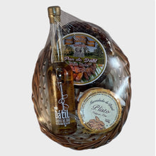 Cargar imagen en el visor de la galería, Cestas con una selección de productos de Elche como: Dátiles, Pan de dátil, Pan de higos, Mermelada de dátil, Mermelada de higos, Licor de dátil, miel natura, figurita de la Dama de Elche... Todos ideales para elaborar un lote para un gran regalo. Palmas y dátiles Serrano Valero. www.palmasydatiles.com